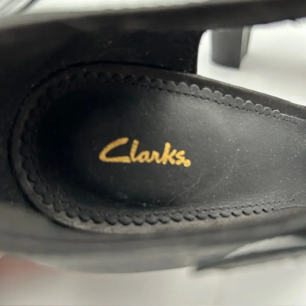 Clarks Kaylin 85 T-Strap Black Round Toe Leather Pump Size 8 ½ - Picture 7 of 10